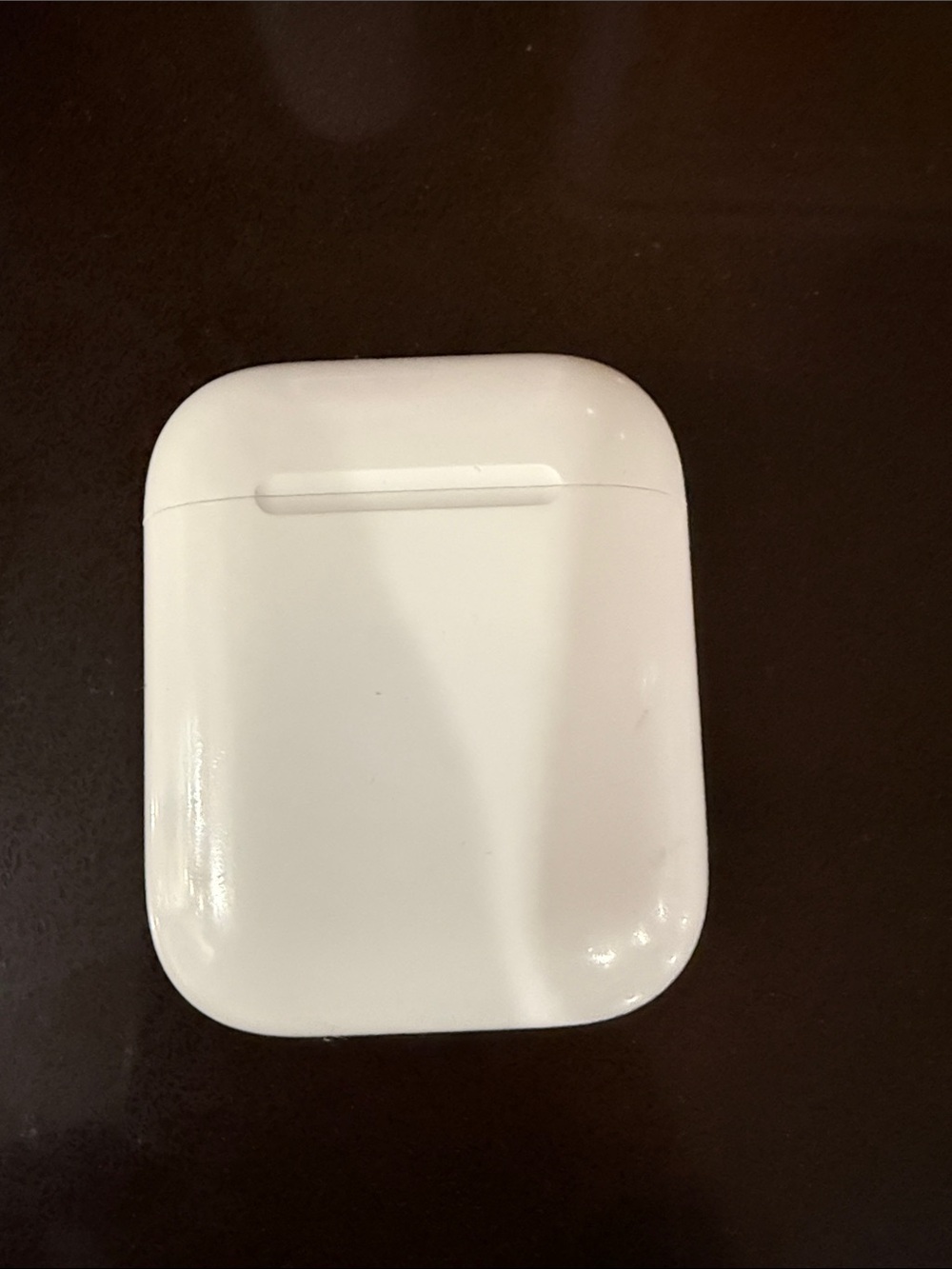 Apple White Wireless Earbuds Charging Case
